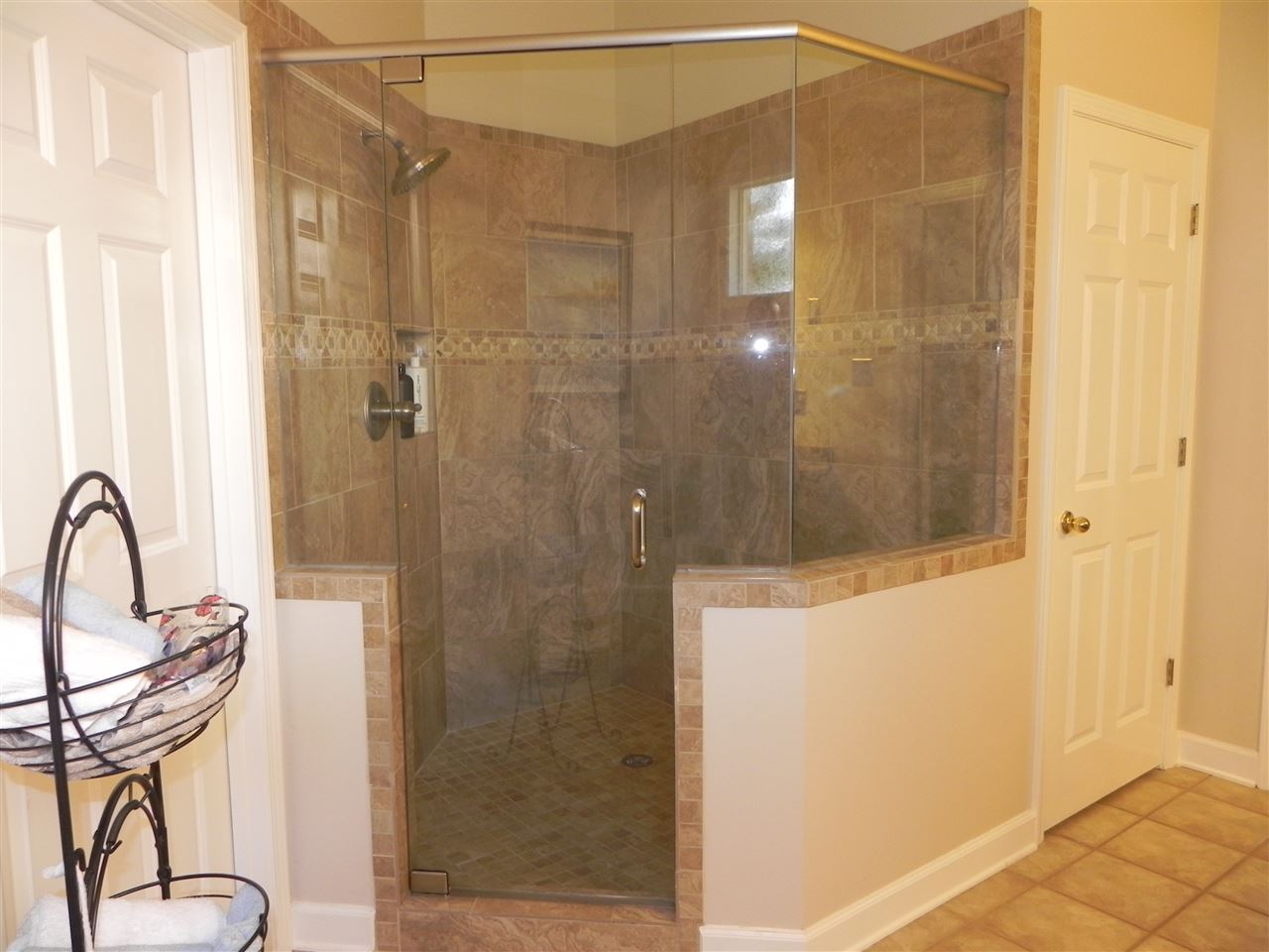 3954 Tamara Dr, Bartlett, TN 38135 photo 9