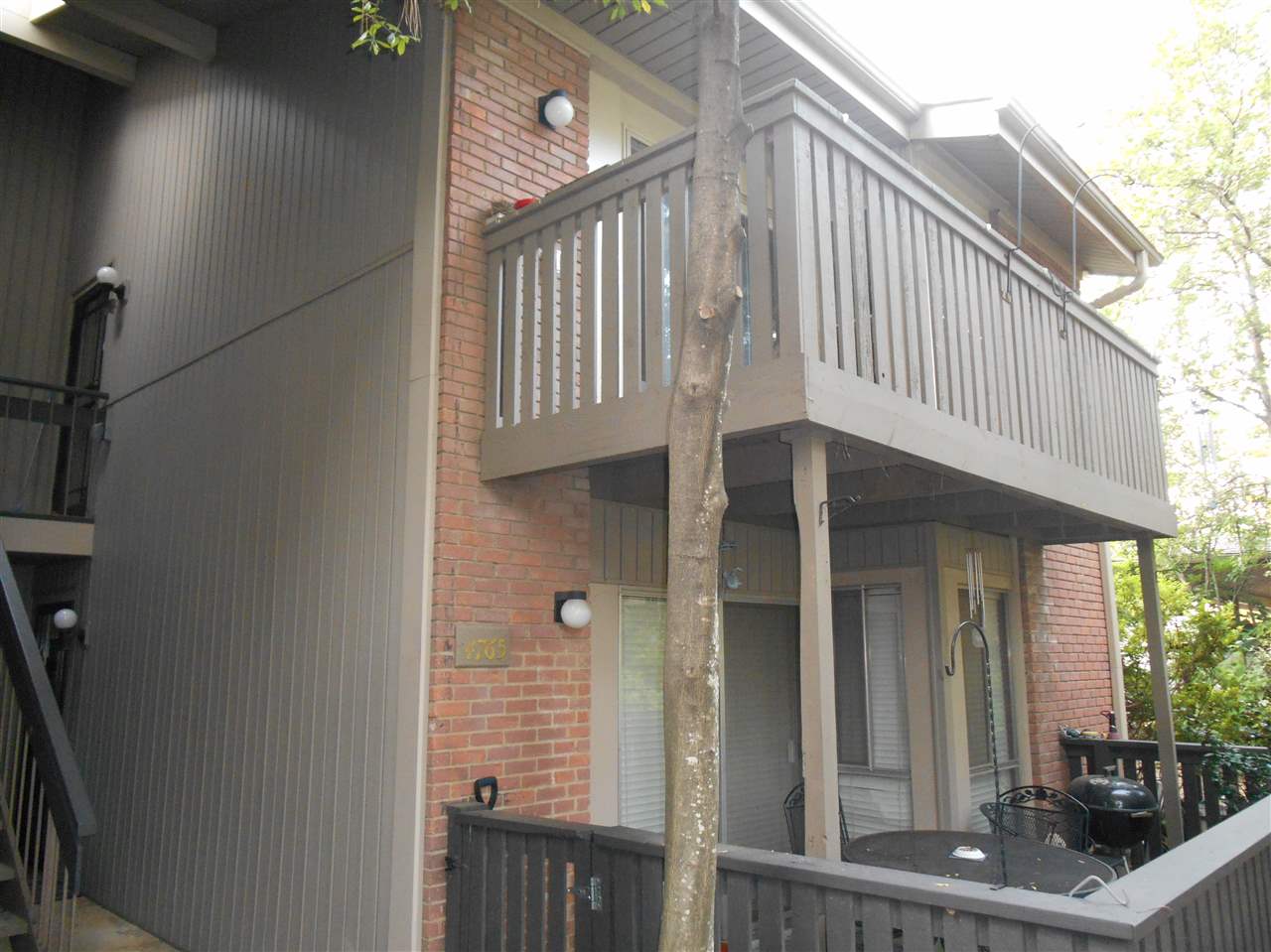 4765 Eagle Crest Dr #4, Memphis, TN 38117 photo 1