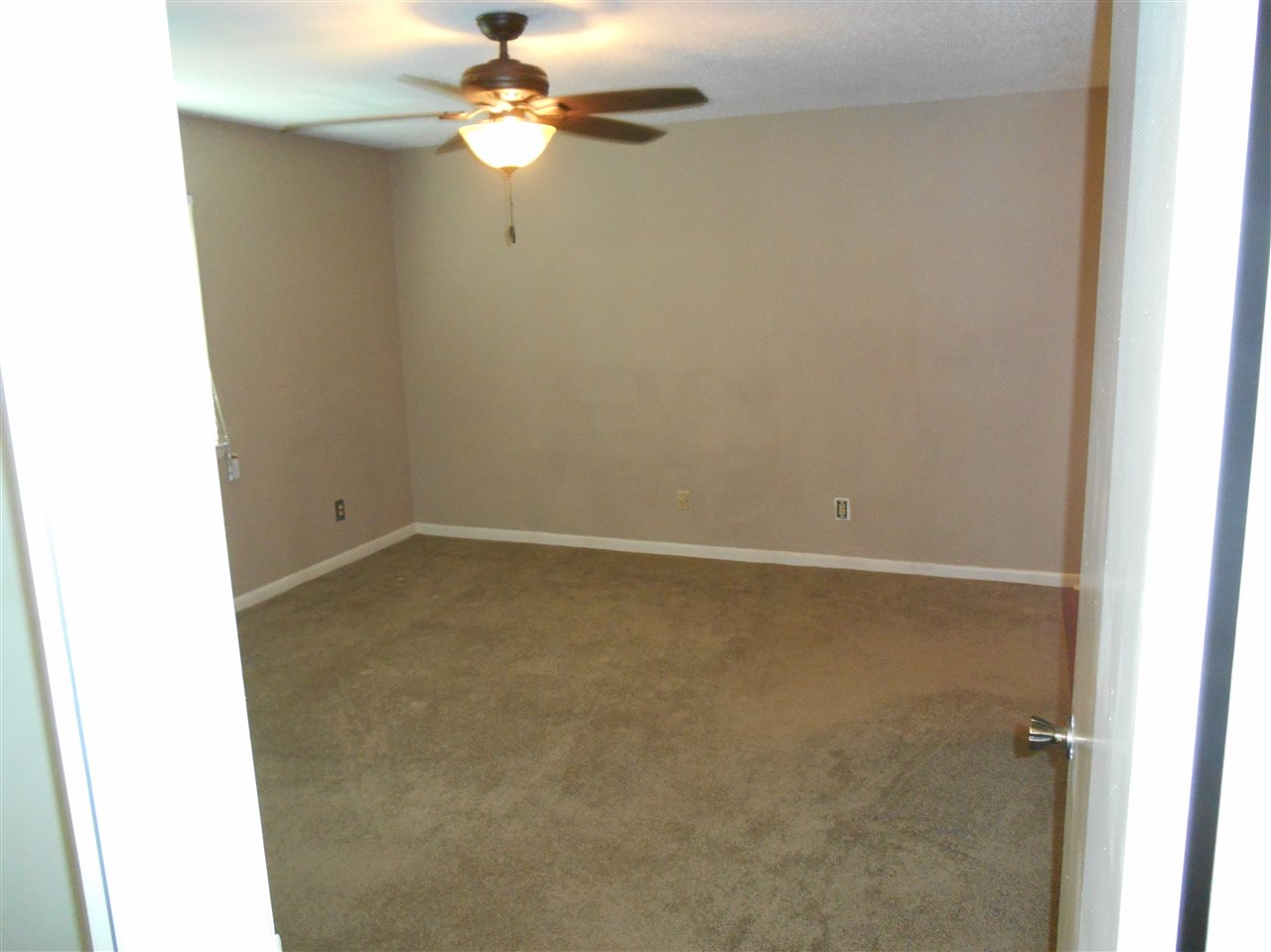 4765 Eagle Crest Dr #4, Memphis, TN 38117 photo 7