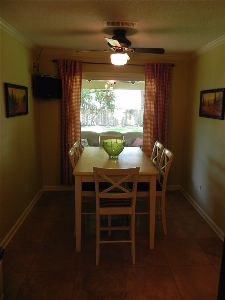 1042 Moorefield Rd, Collierville, TN 38017 photo 8