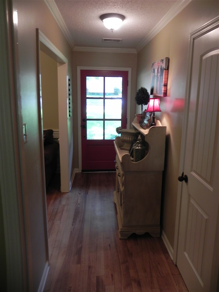1042 Moorefield Rd, Collierville, TN 38017 photo 3