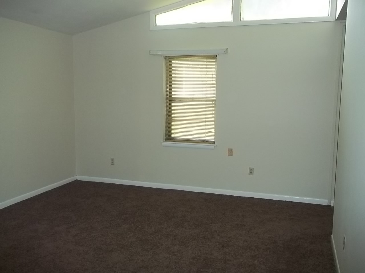 1754 Keyes Dr, Memphis, TN 38116 photo 3