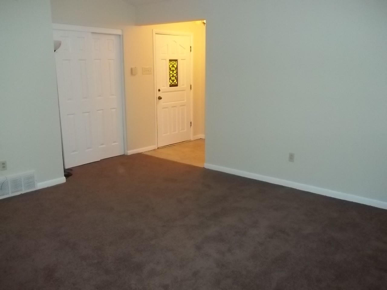 1754 Keyes Dr, Memphis, TN 38116 photo 2