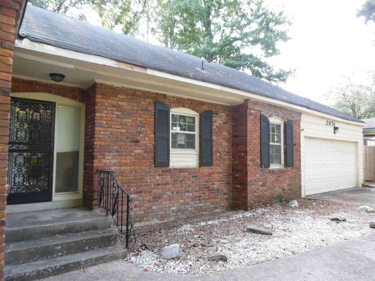 2974 Glengarry Rd, Memphis, TN 38128 photo 2
