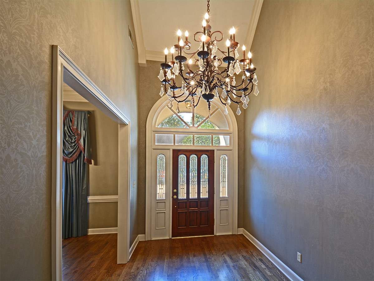 5580 Hackberry Cv, Memphis, TN 38120 photo 2