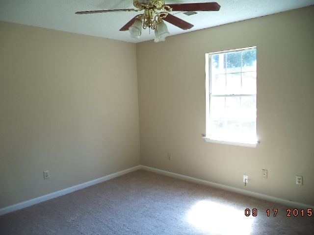 406 Baxter Ave, Covington, TN 38019 photo 3