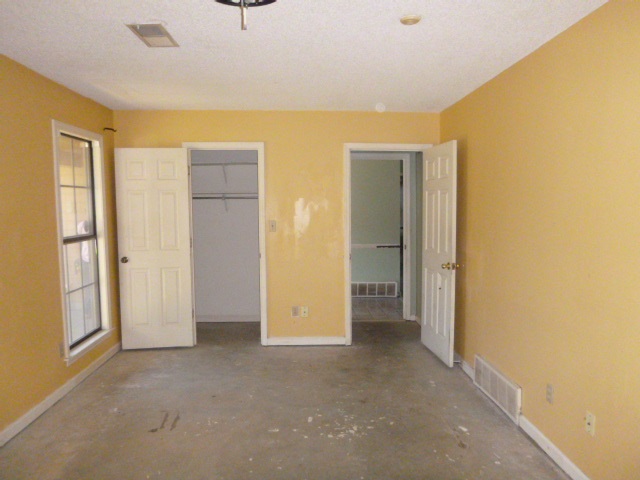 4875 Barkshire Dr, Memphis, TN 38141 photo 4