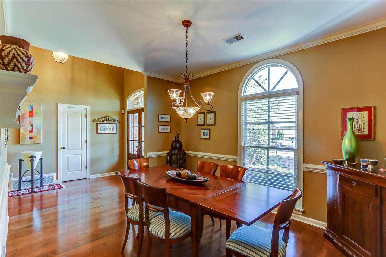 519 Warwick Willow Ln, Collierville, TN 38017 photo 8