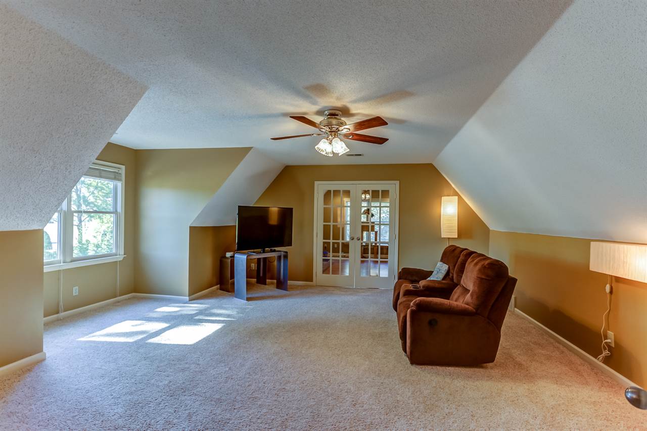 519 Warwick Willow Ln, Collierville, TN 38017 photo 20