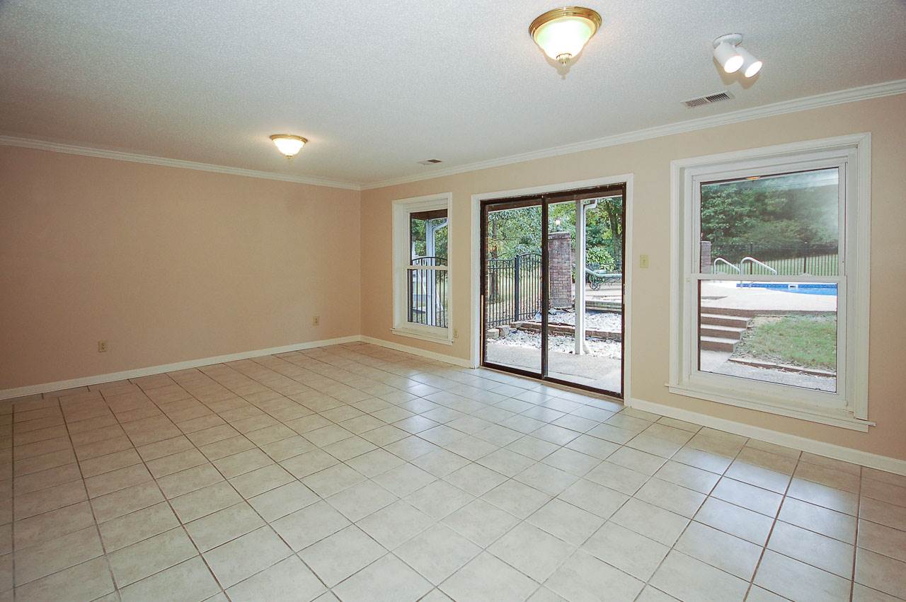 49 Redditt Rd, Cordova, TN 38018 photo 8