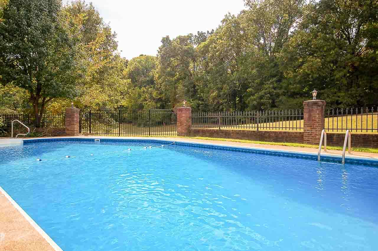 49 Redditt Rd, Cordova, TN 38018 photo 2