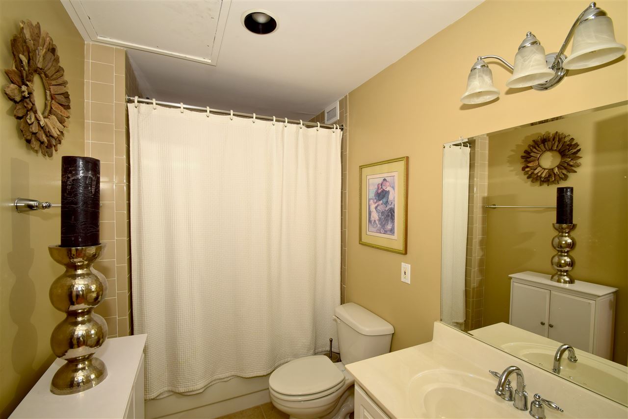 655 Riverside Dr #1003A, Memphis, TN 38103 photo 17