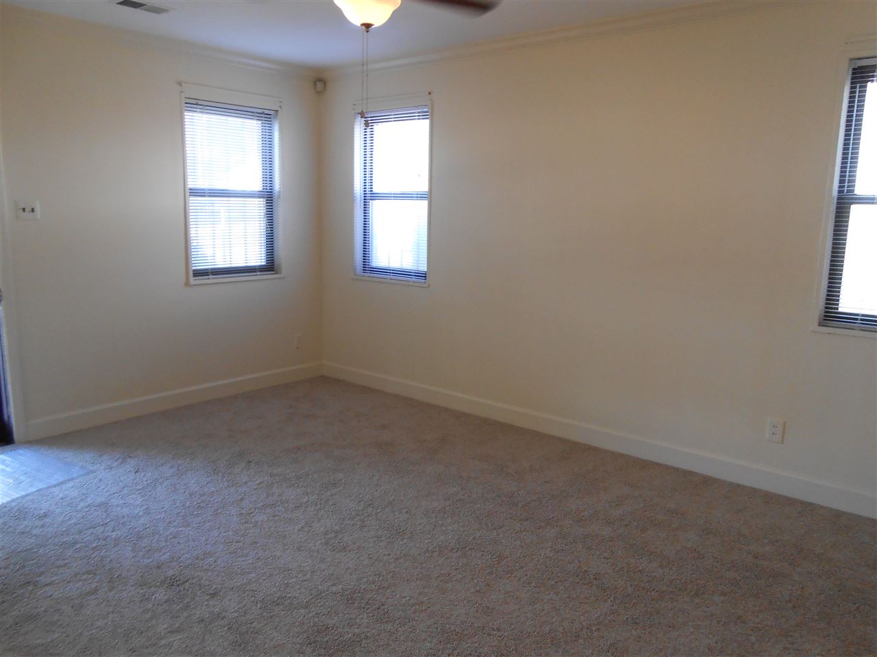 656 Vaughn Rd, Memphis, TN 38122 photo 3