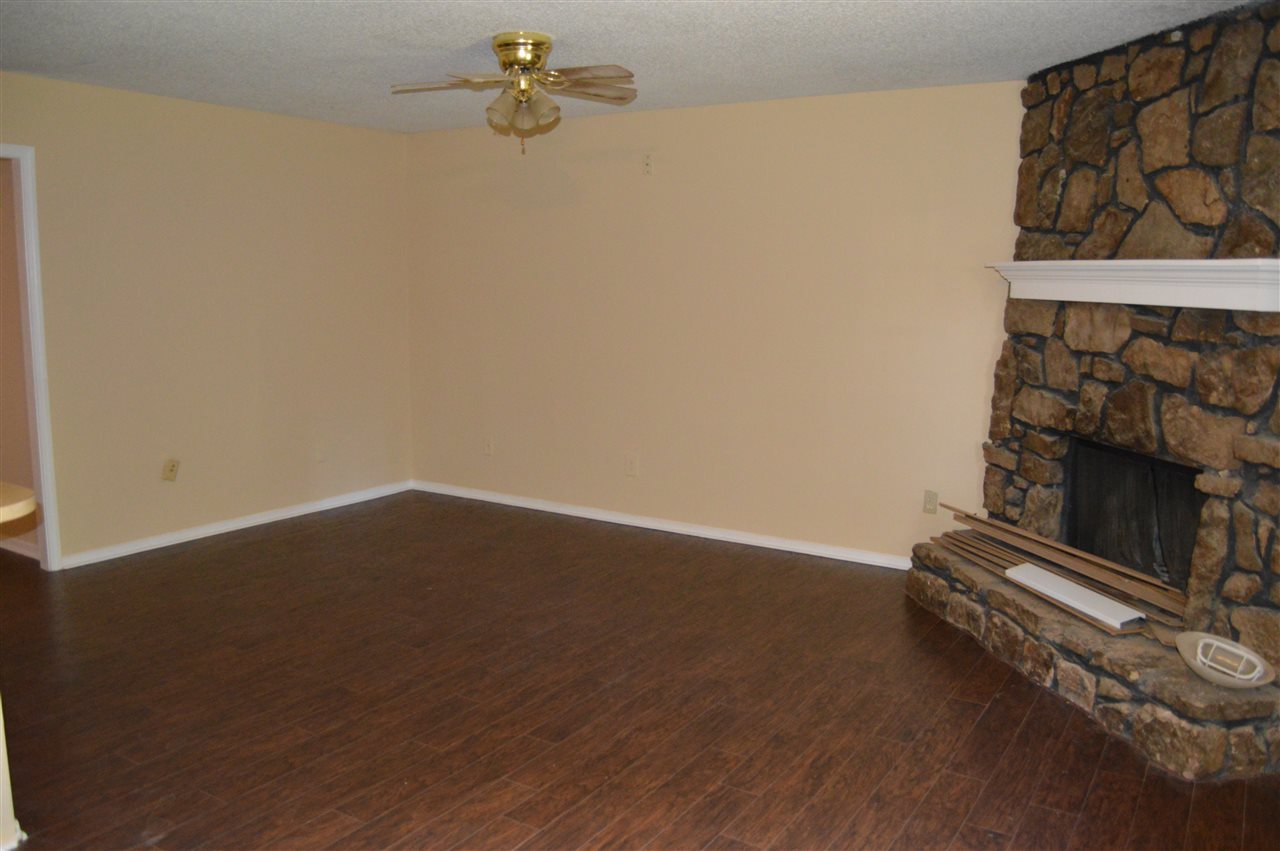 3053 Leeridge Dr, Bartlett, TN 38134 photo 4