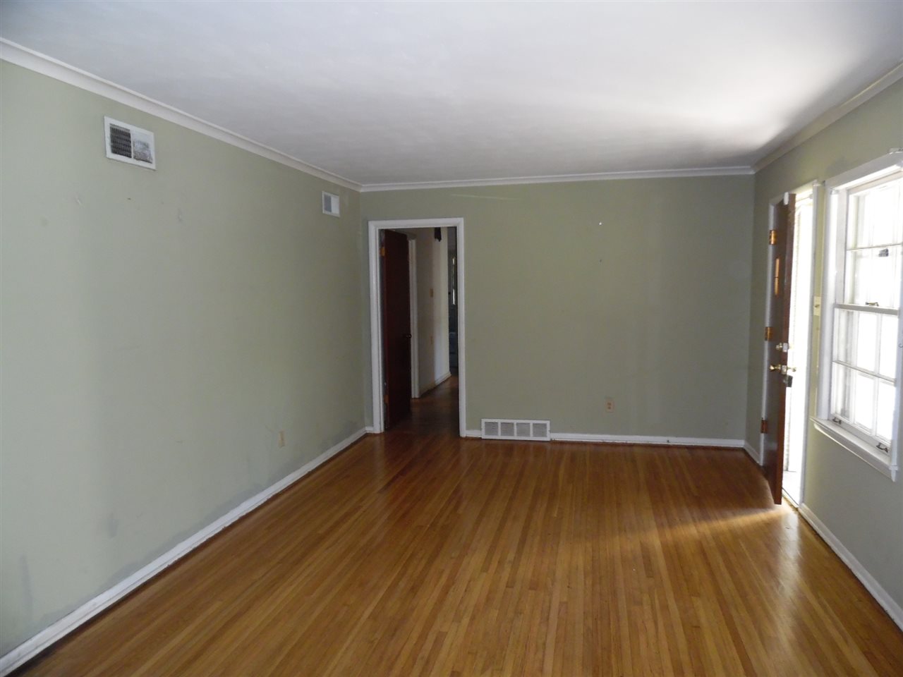 4485 Ernie Dr, Memphis, TN 38116 photo 5