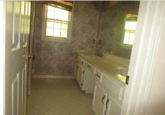 4633 Wicklow Dr, Memphis, TN 38141 photo 12