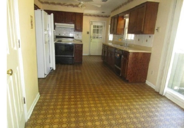 4633 Wicklow Dr, Memphis, TN 38141 photo 5