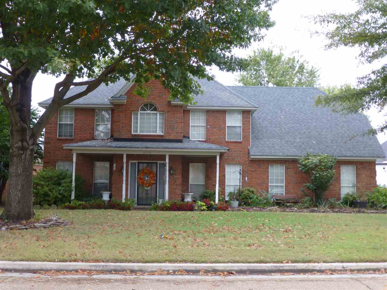 5556 Patsy Cir, Memphis, TN 38125 photo 1