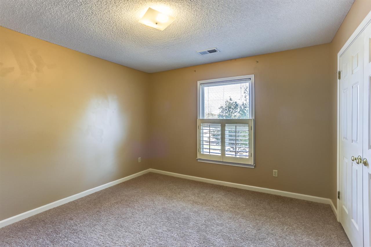 2279 Hickory Path Dr, Cordova, TN 38016 photo 17
