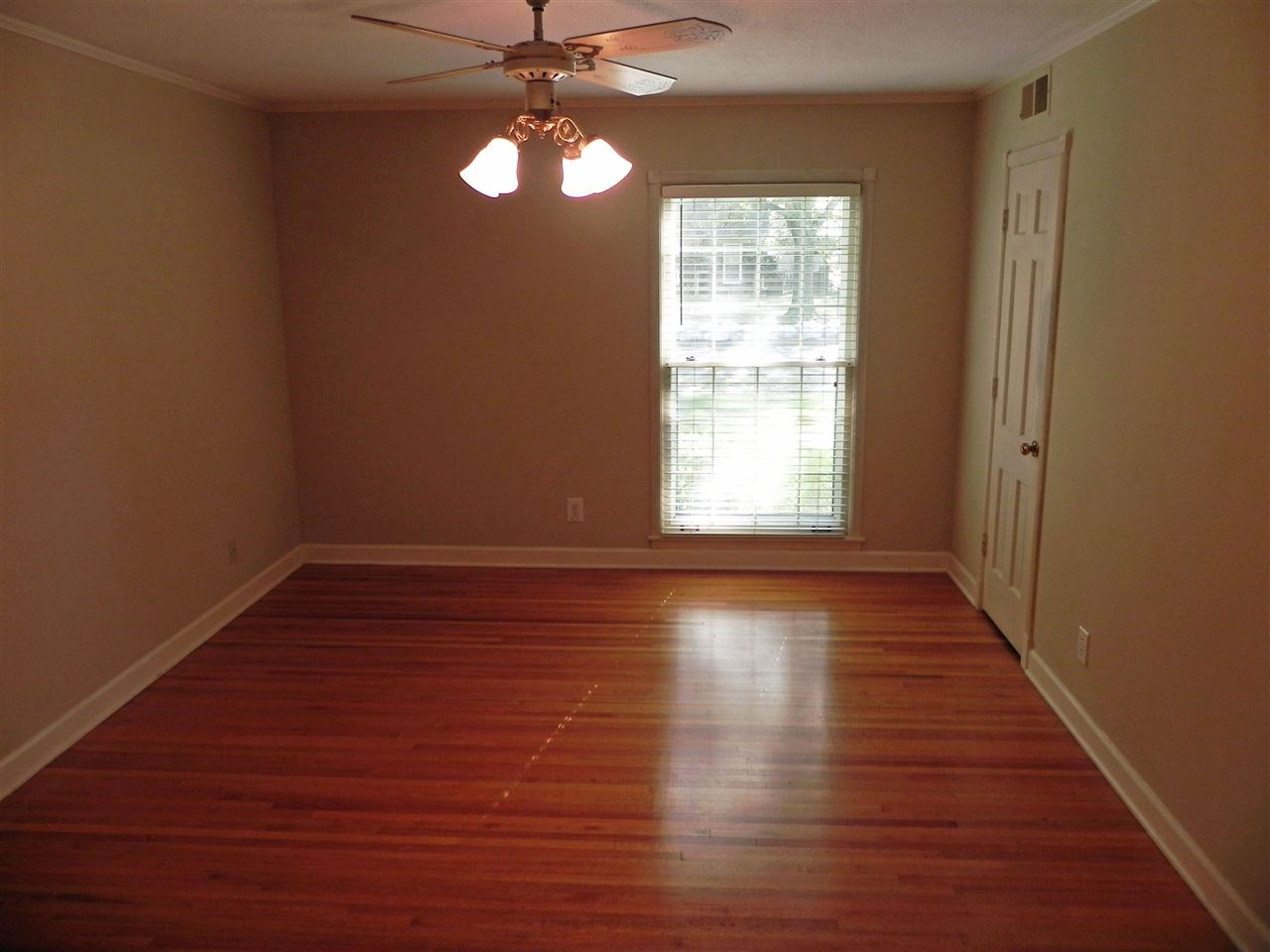5746 Redding Ave, Memphis, TN 38120 photo 16