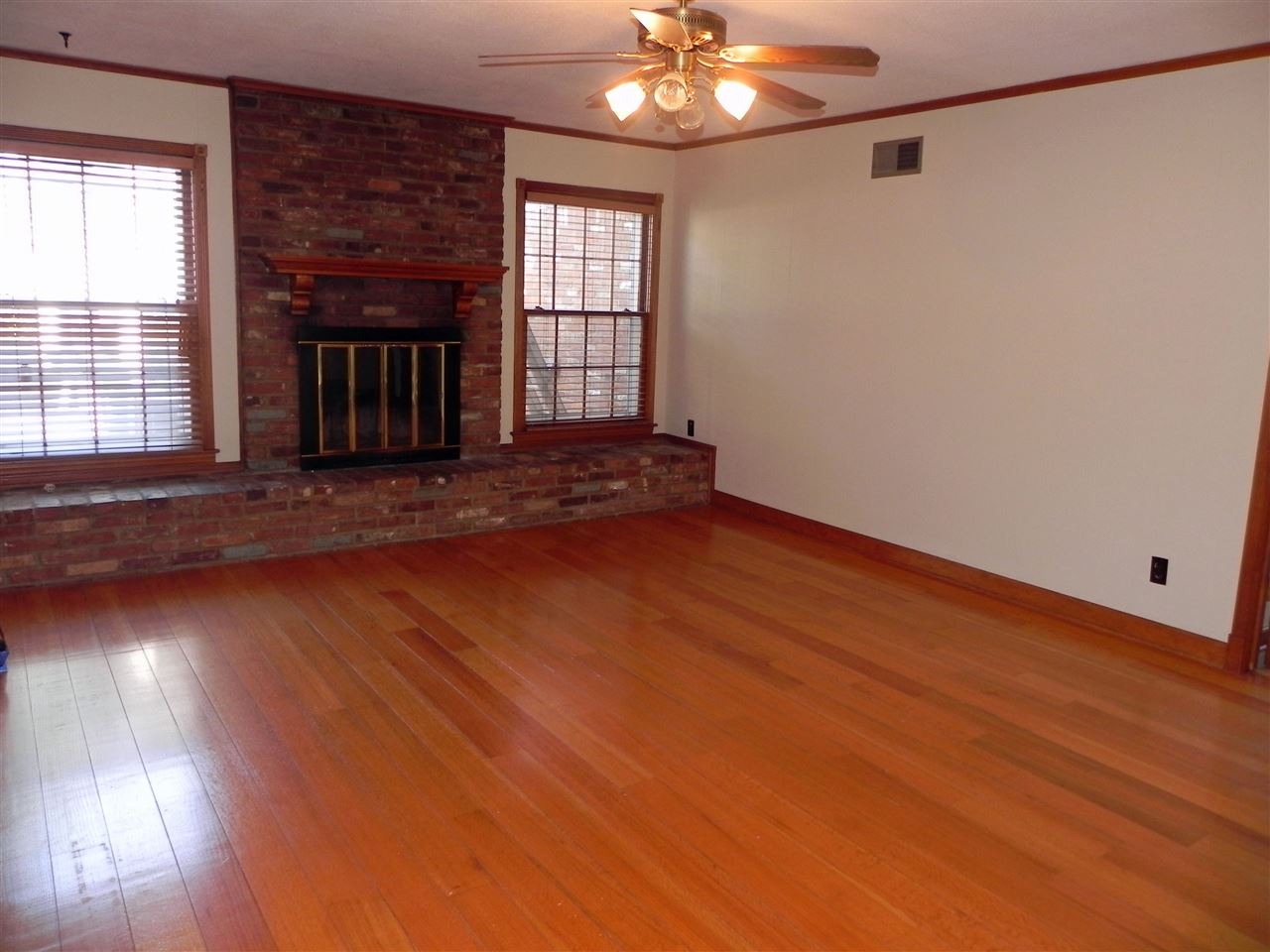 5746 Redding Ave, Memphis, TN 38120 photo 5