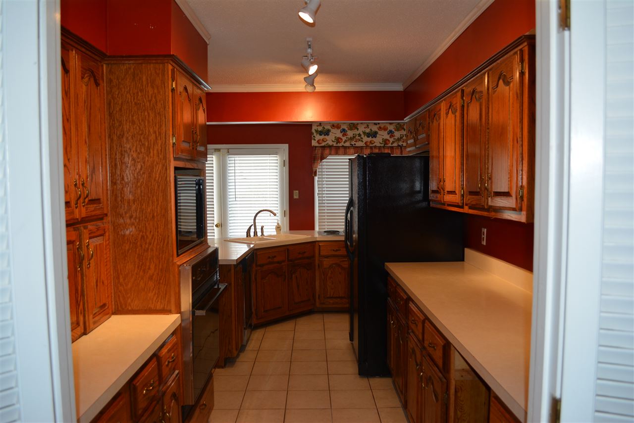 6120 Ivanhoe Rd, Bartlett, TN 38134 photo 4
