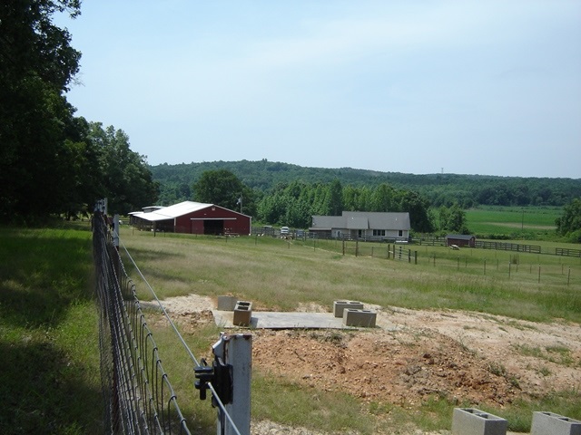 1150 Ode Moore Rd, Michie, TN 38357 photo 4