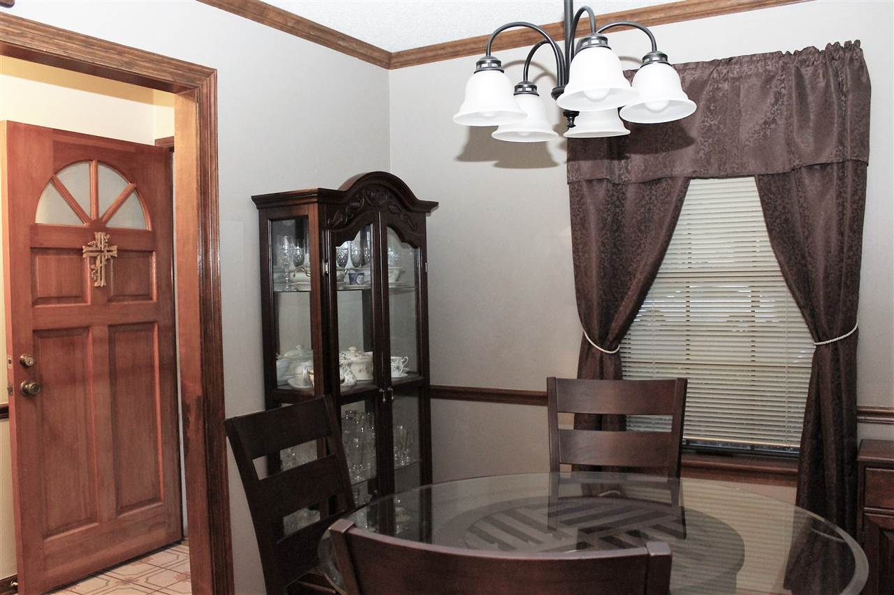 6395 Richfield Dr, Bartlett, TN 38134 photo 5