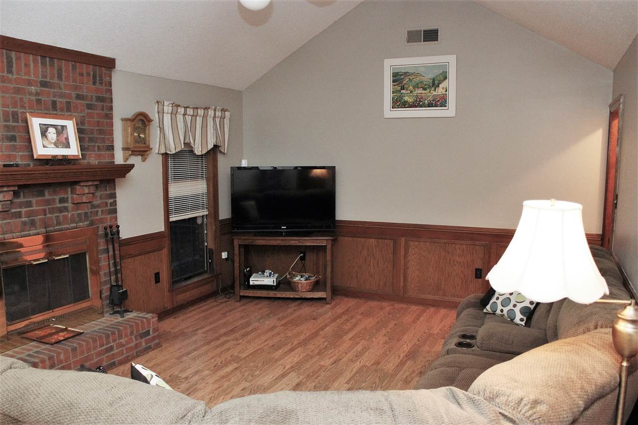 6395 Richfield Dr, Bartlett, TN 38134 photo 4