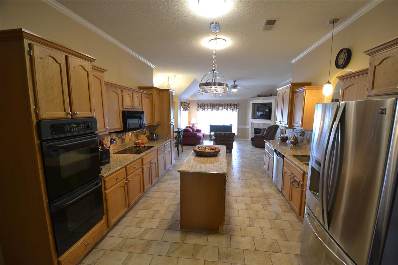 7921 Deerstone Dr, Bartlett, TN 38135 photo 9