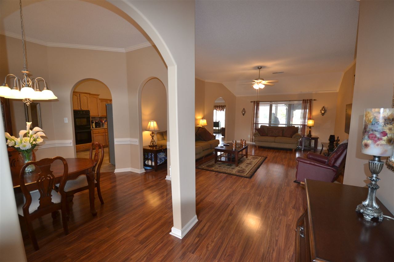 7921 Deerstone Dr, Bartlett, TN 38135 photo 2