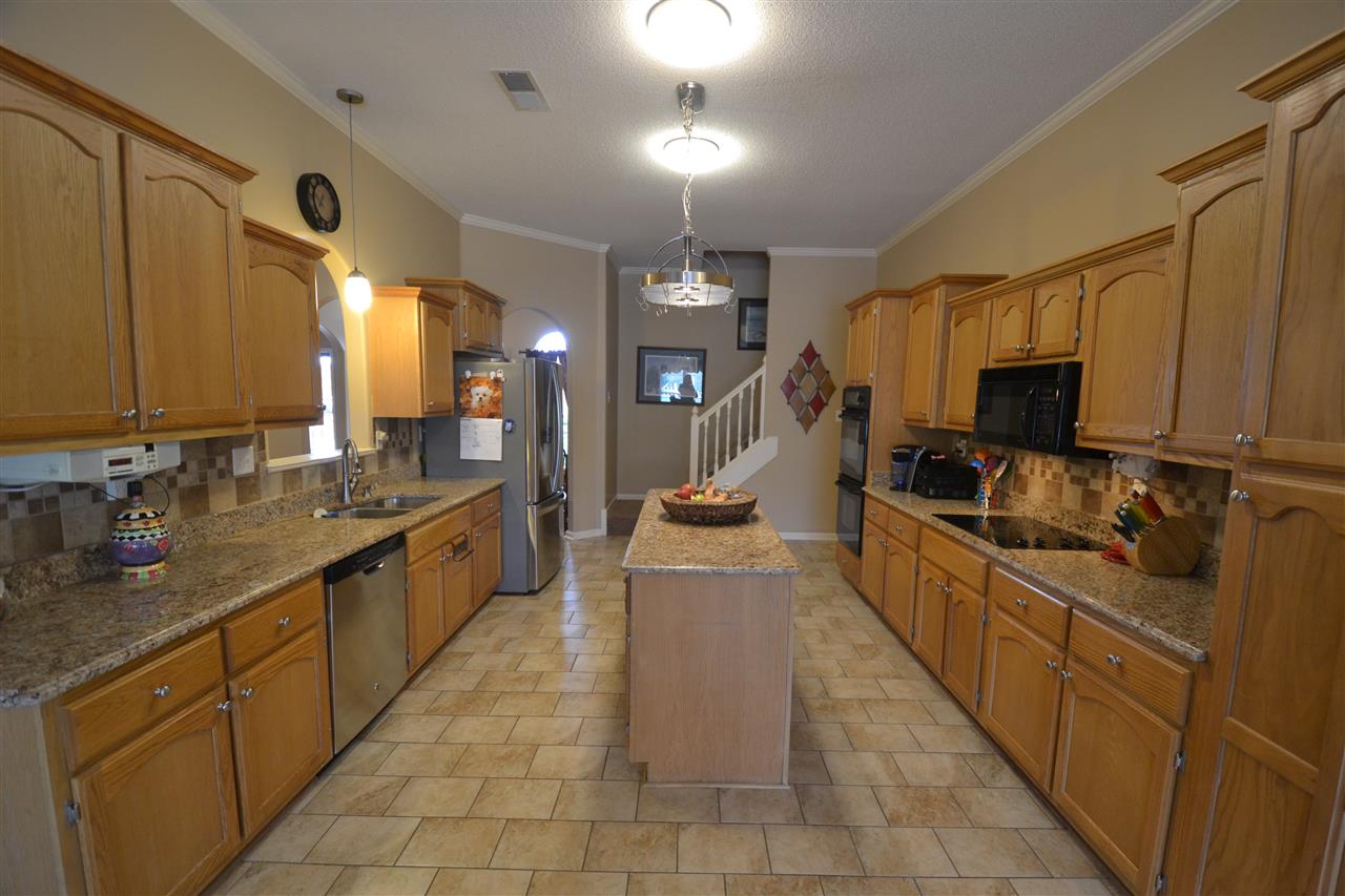 7921 Deerstone Dr, Bartlett, TN 38135 photo 5