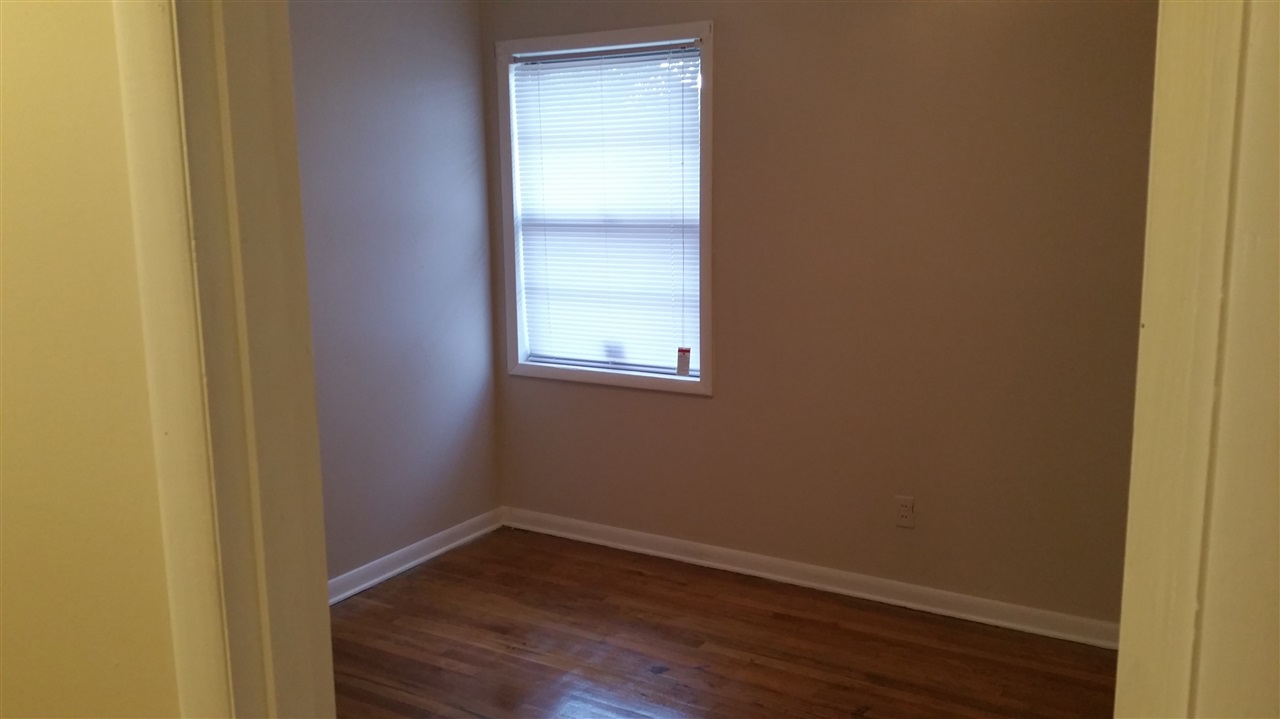 655 Leacrest Ave, Memphis, TN 38109 photo 13