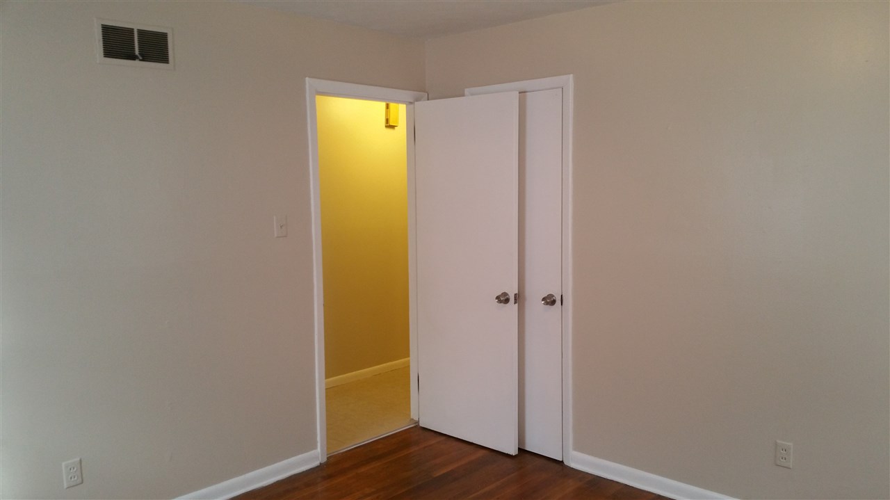 655 Leacrest Ave, Memphis, TN 38109 photo 18
