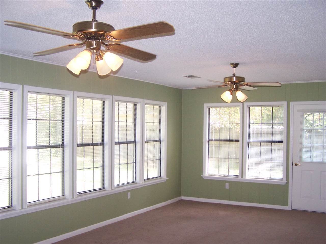 6810 Sprucehill Dr, Bartlett, TN 38135 photo 9