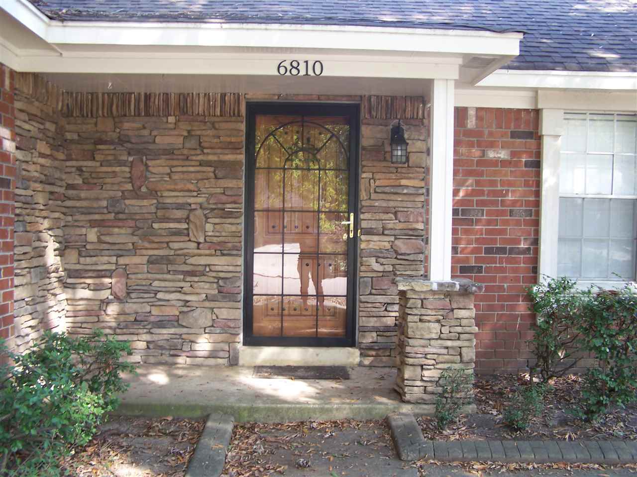 6810 Sprucehill Dr, Bartlett, TN 38135 photo 3