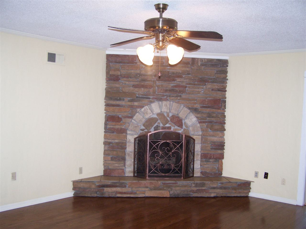 6810 Sprucehill Dr, Bartlett, TN 38135 photo 4