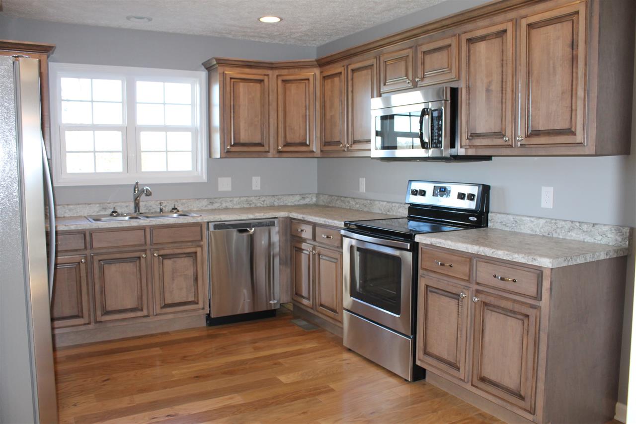 150 Trinity Cir, Savannah, TN 38372 photo 3