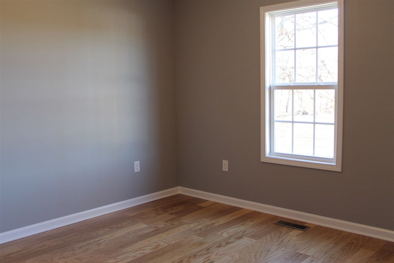 150 Trinity Cir, Savannah, TN 38372 photo 8