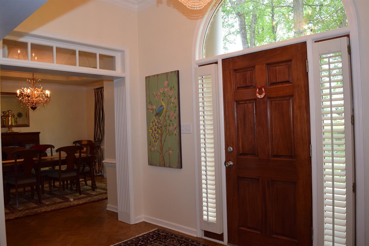 9145 Forest Wind Dr, Collierville, TN 38017 photo 3