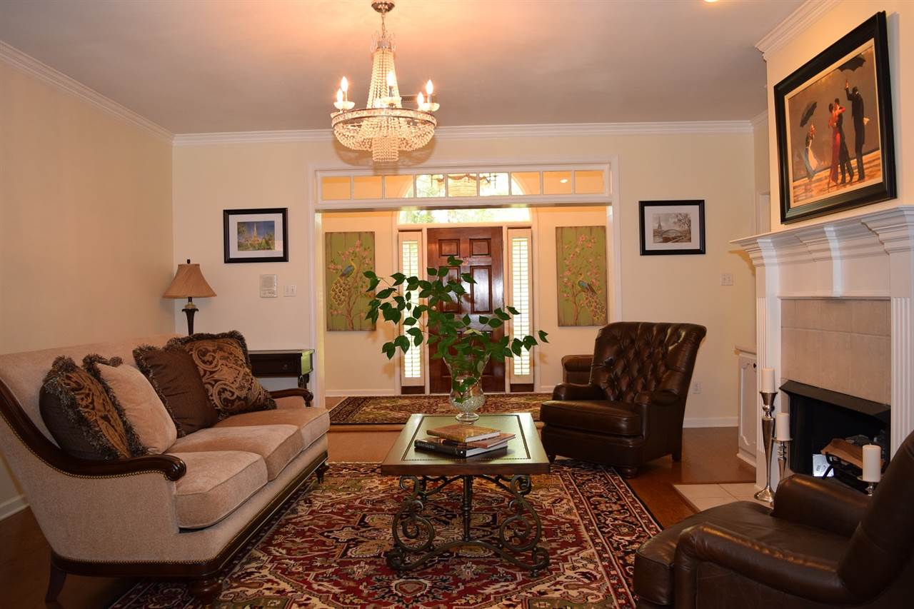 9145 Forest Wind Dr, Collierville, TN 38017 photo 5