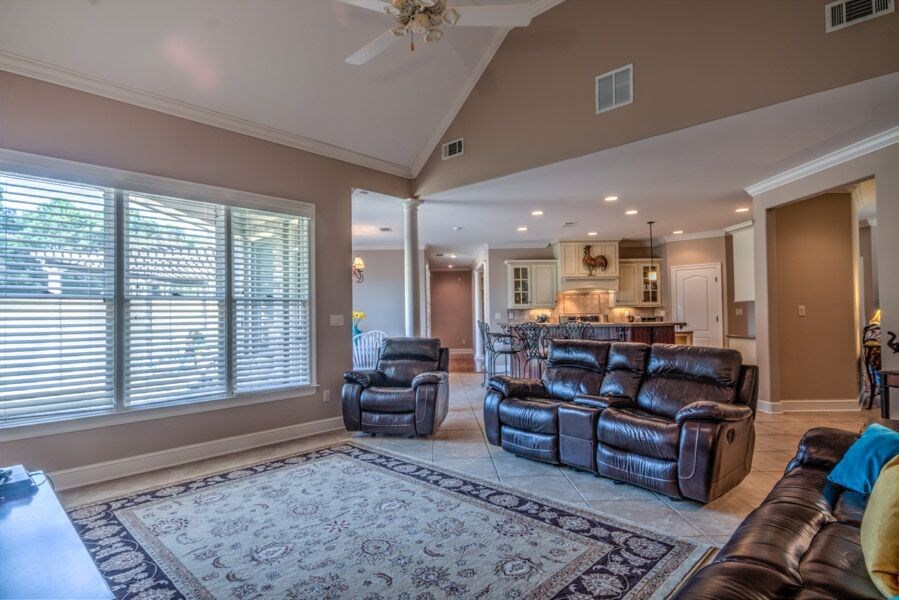 1083 Fall Springs Rd, Collierville, TN 38017 photo 5