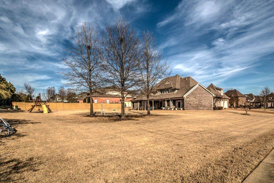 1083 Fall Springs Rd, Collierville, TN 38017 photo 25