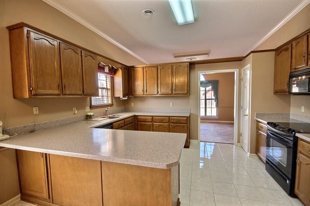 402 E White Rd, Collierville, TN 38017 photo 10