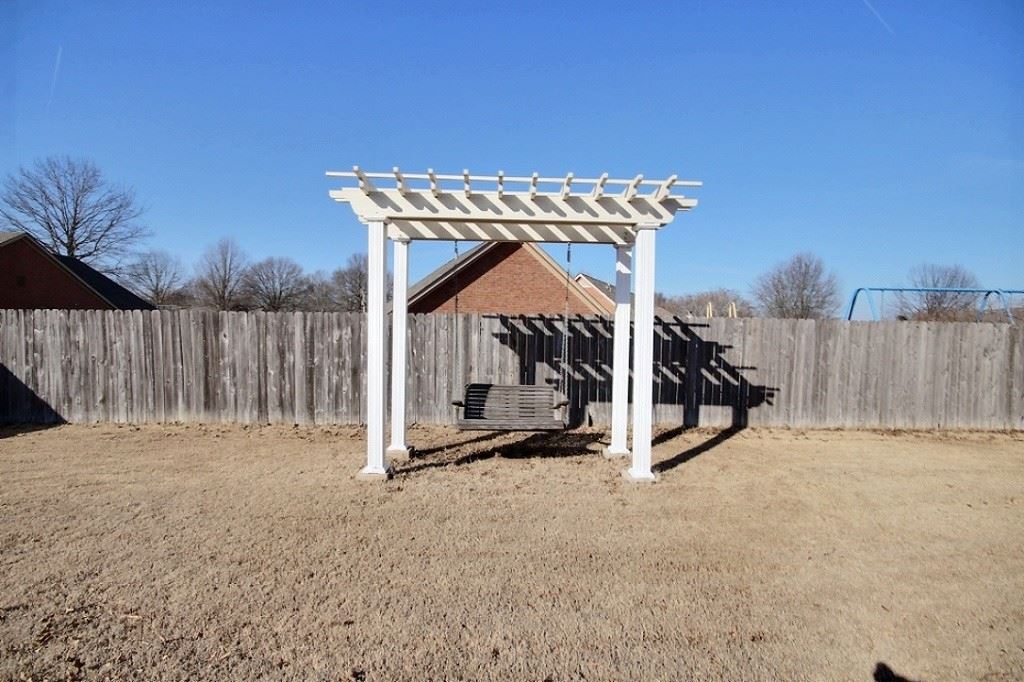 402 E White Rd, Collierville, TN 38017 photo 24