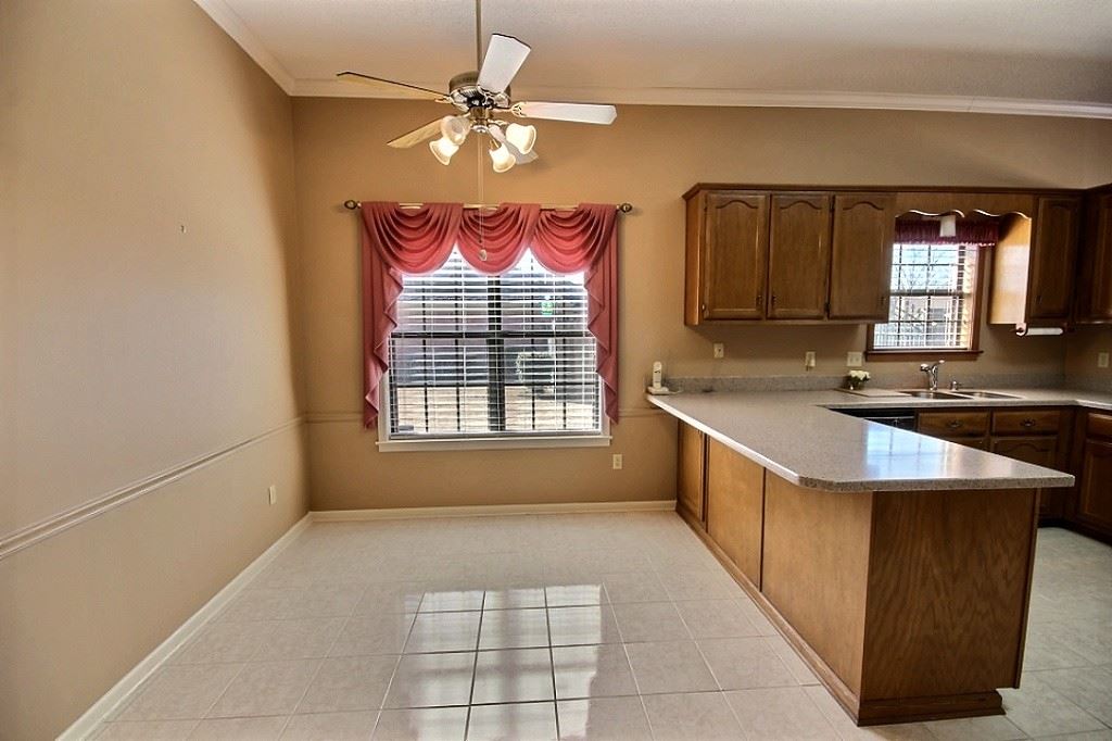 402 E White Rd, Collierville, TN 38017 photo 13