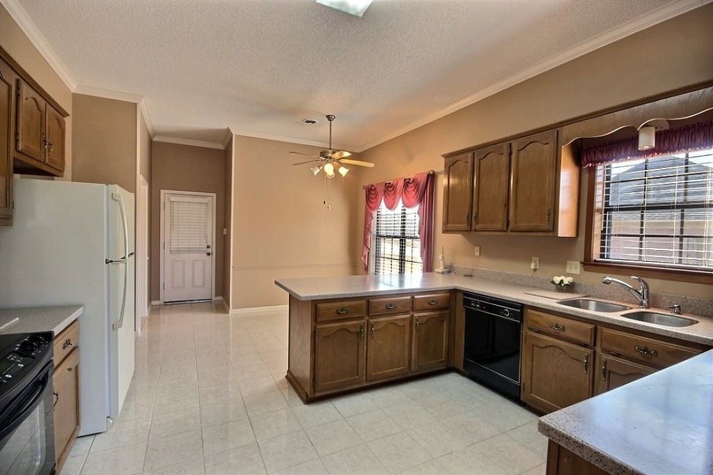 402 E White Rd, Collierville, TN 38017 photo 12