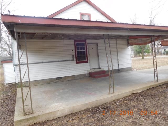 865 Main St E, Savannah, TN 38372 photo 4