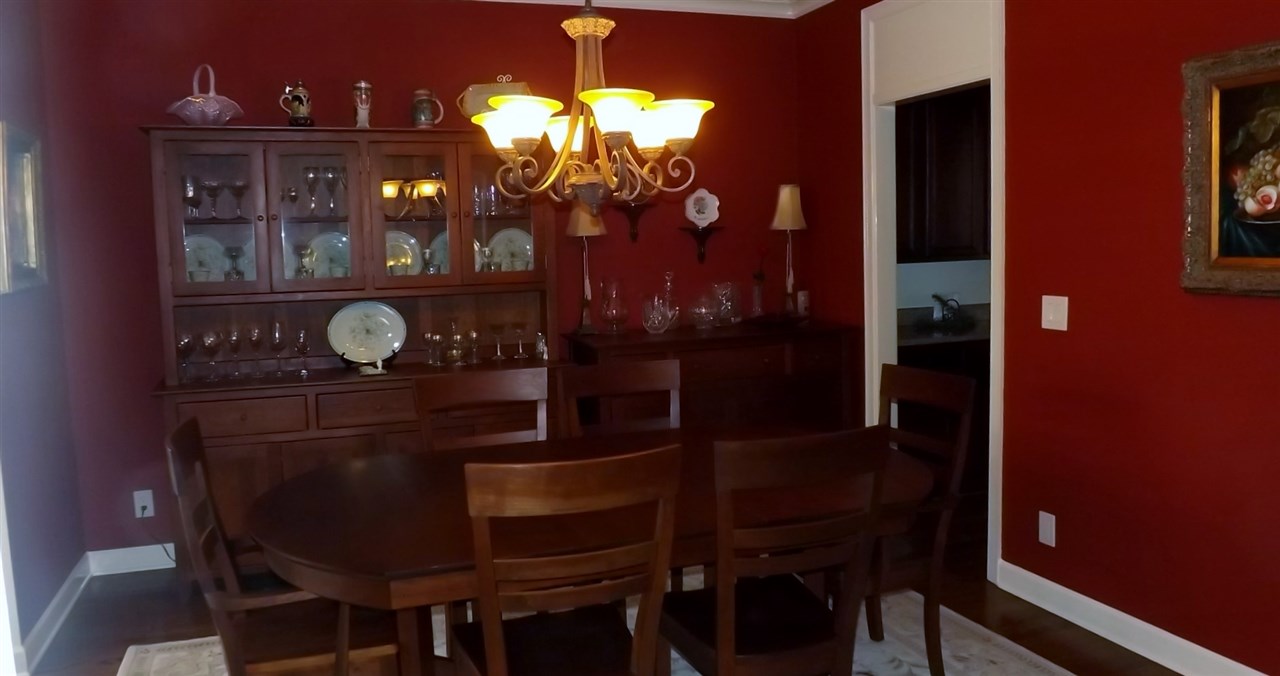 325 E Colbert St E, Collierville, TN 38017 photo 4