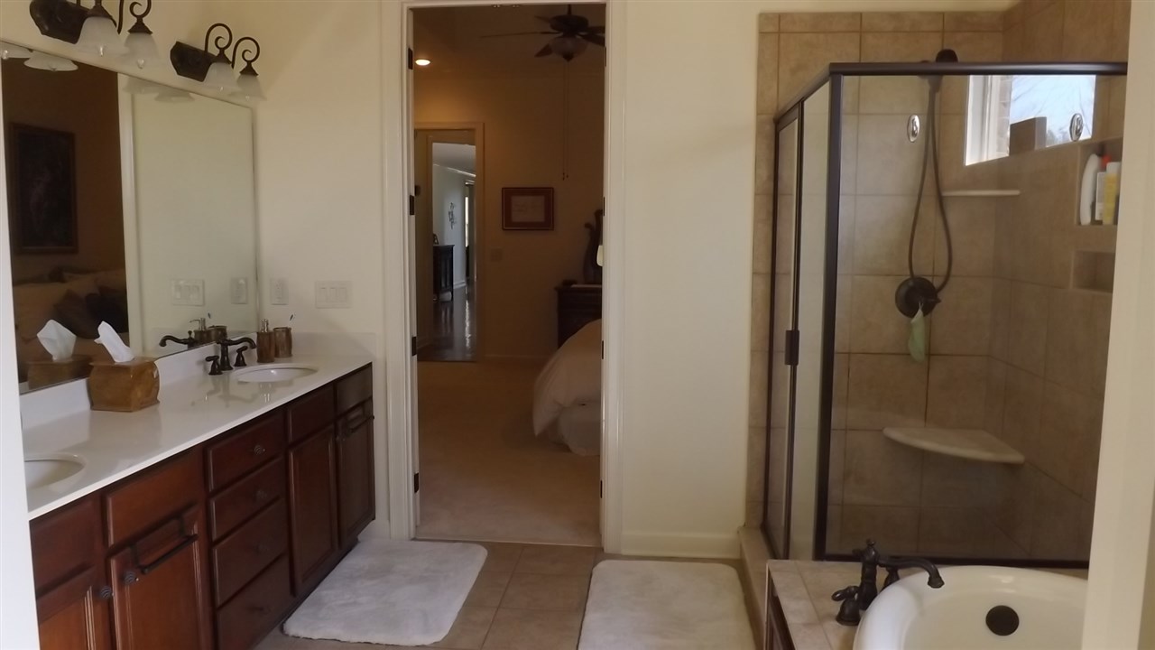 325 E Colbert St E, Collierville, TN 38017 photo 13